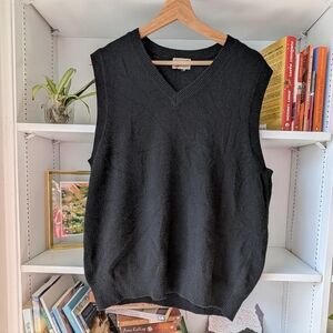 L.L. Bean Cashmere Black V-Neck Sweater Vest Oversize Size Large Quiet Luxury
